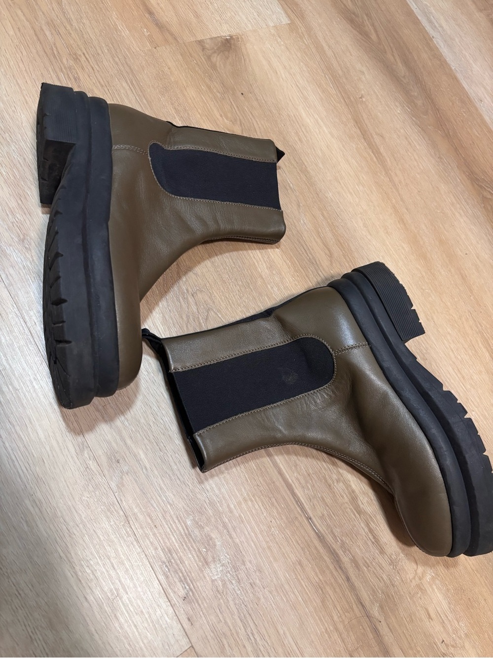 JW Anderson mid-calf Chelsea boots size 40